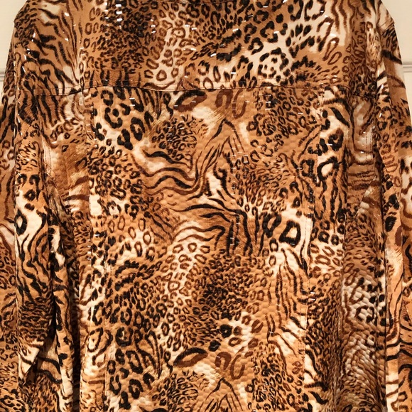 Ruby Rd. Woman leopard-print jacket. Size 24W. - Picture 7 of 7